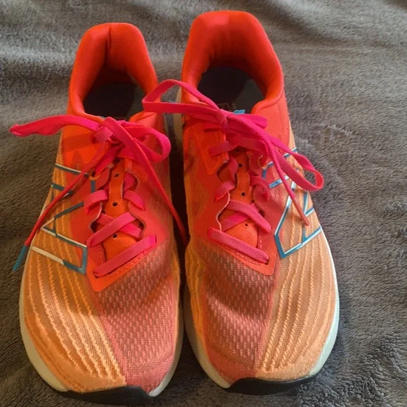 New Balance Fuel Cell Rebel - Picture 2 of 5